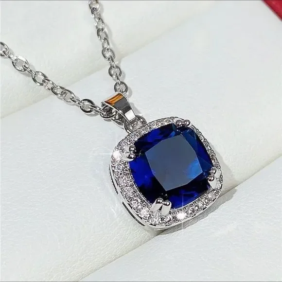 💙 Cushion Cut Blue Sapphire Cz Diamond Halo Necklace - Picture 4 of 14